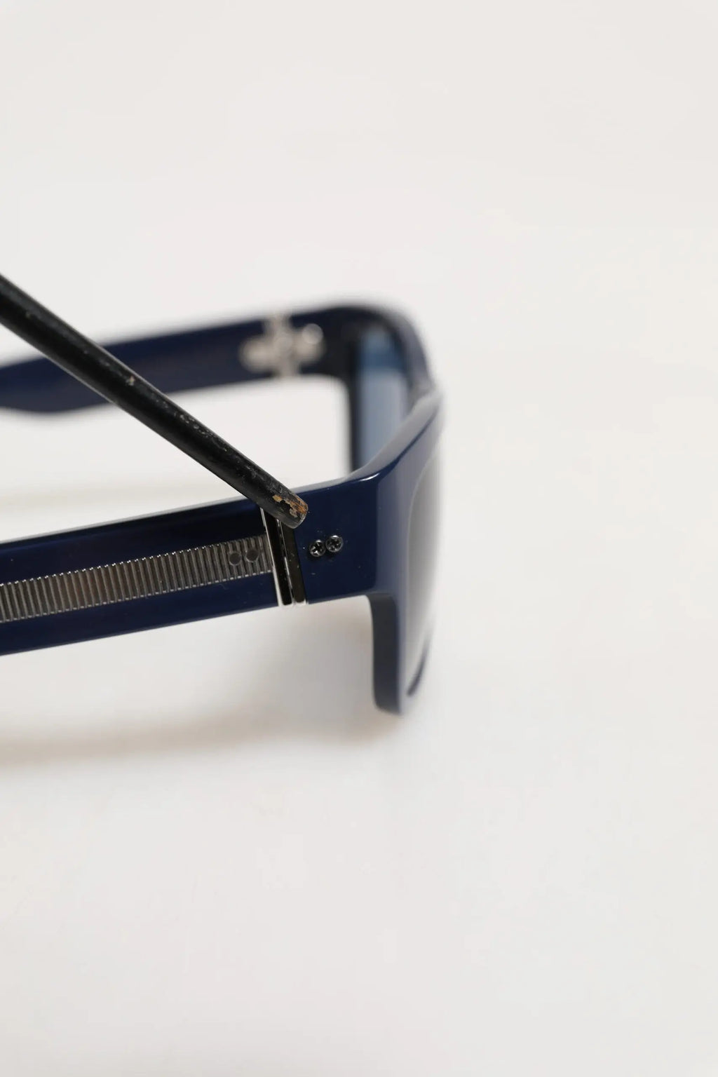 Lunettes de soleil dolce & gabbana bleu marine à monture rectangulaire en acétate avec verres polarisés et détails métalliques