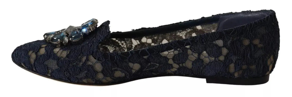 Mocassins en dentelle bleu marine dolce & gabbana avec ornement en cristal décoratif sur le bout