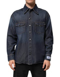 Chemise homme dolce gabbana en denim bleu foncé avec boutons, deux poches poitrine et patch logo sur le poignet