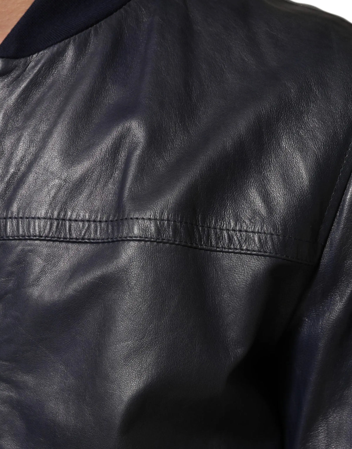 Veste blouson biker dolce & gabbana en cuir bleu avec fermeture éclair intégrale et finition lisse légèrement brillante