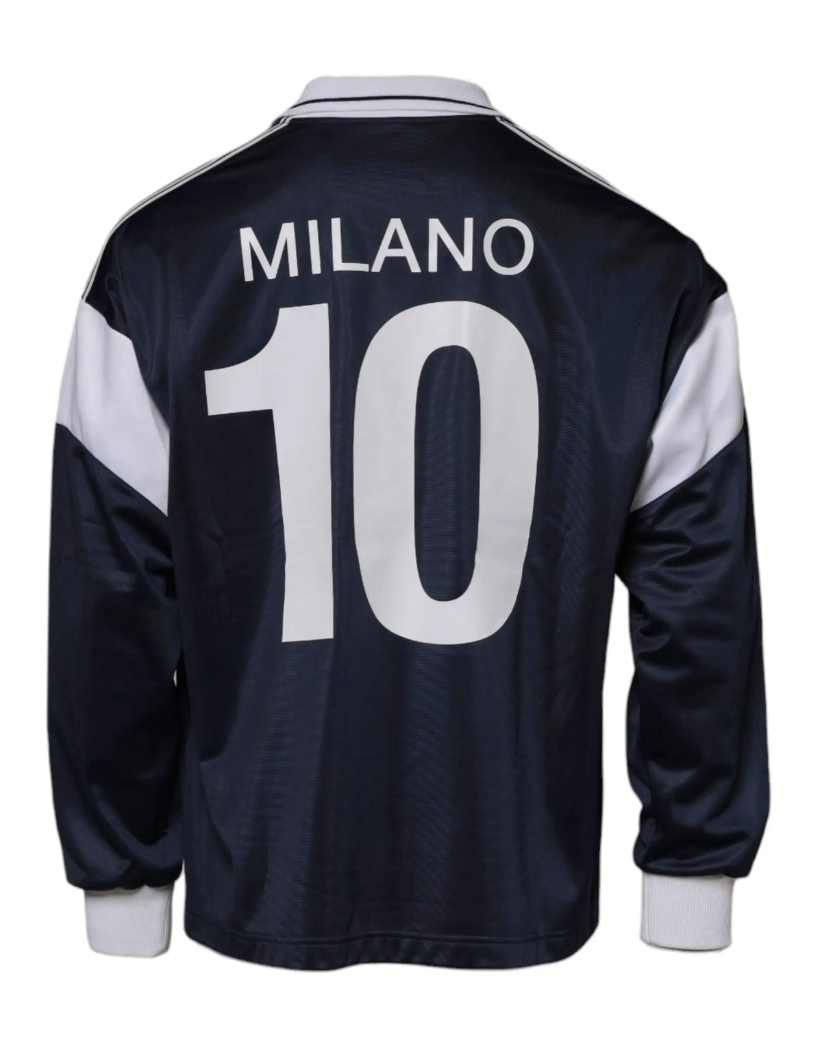 Dos d un pull-over à col dolce & gabbana bleu marine avec logo milano et numéro 10 imprimés blancs