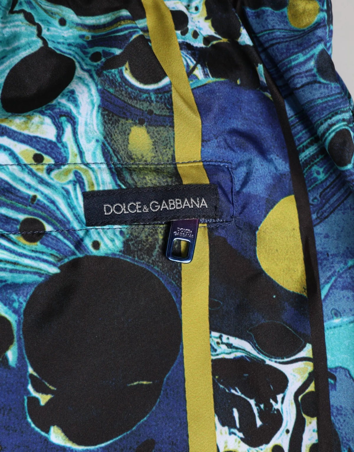 Dolce & gabbana boxer short de bain homme en soie avec imprimé abstrait bleu profond teal et jaune moutarde