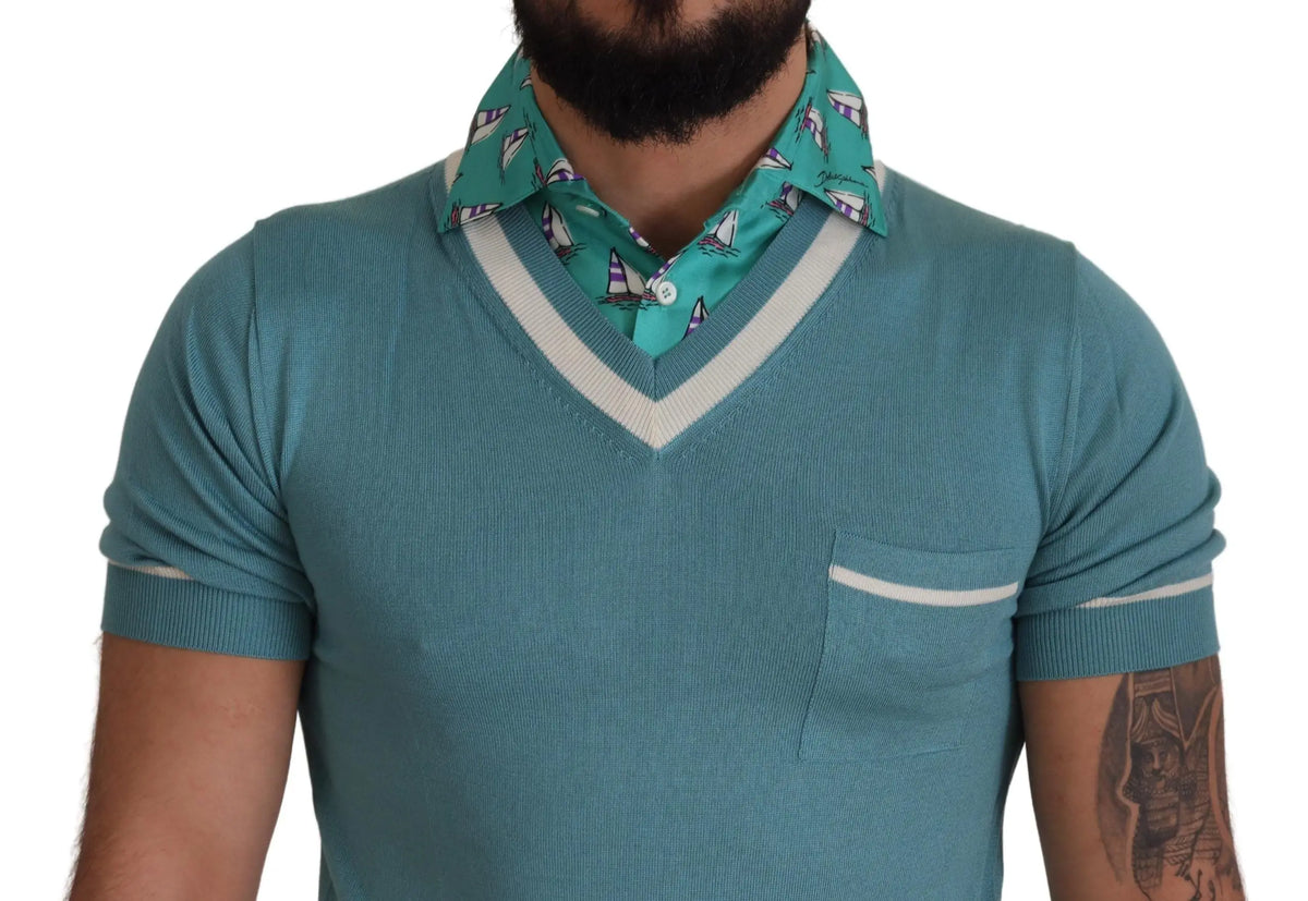 Polo homme dolce & gabbana en soie bleue avec col v côtelé vert sarcelle et poches poitrine blanche