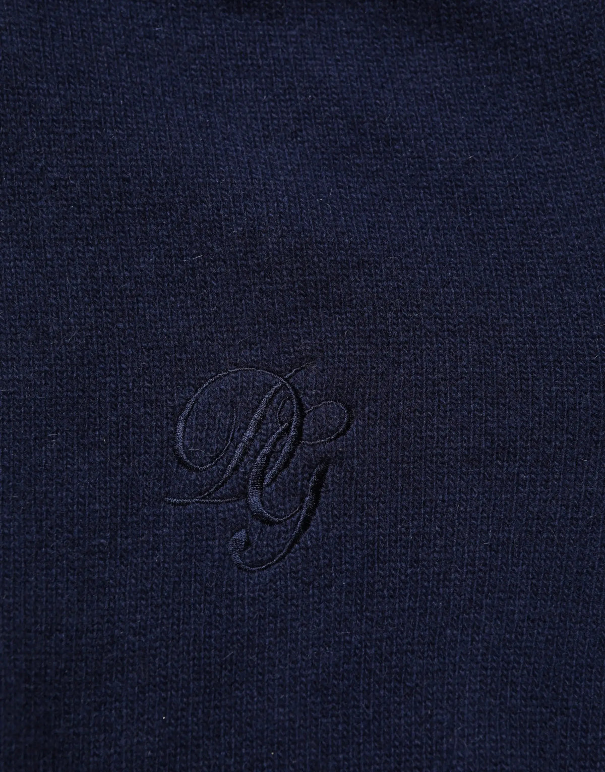 Pull en tricot col roulé en laine bleu marine dolce & gabbana avec logo monogramme brodé subtil
