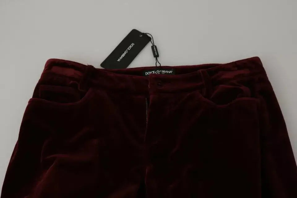 Pantalon slim en velours bordeaux dolce gabbana avec coupe ajustée et étiquette de marque visible