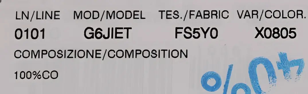 Étiquette du short décontracté en chanvre dolce & gabbana bordeaux blanc rayé avec code produit et composition 100% co