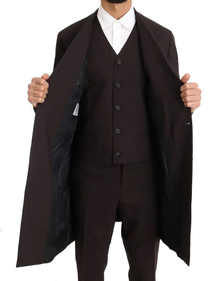 Manteau en laine noir dolce & gabbana avec revers crantés et boutonnage simple dans costume bordeaux trois pièces