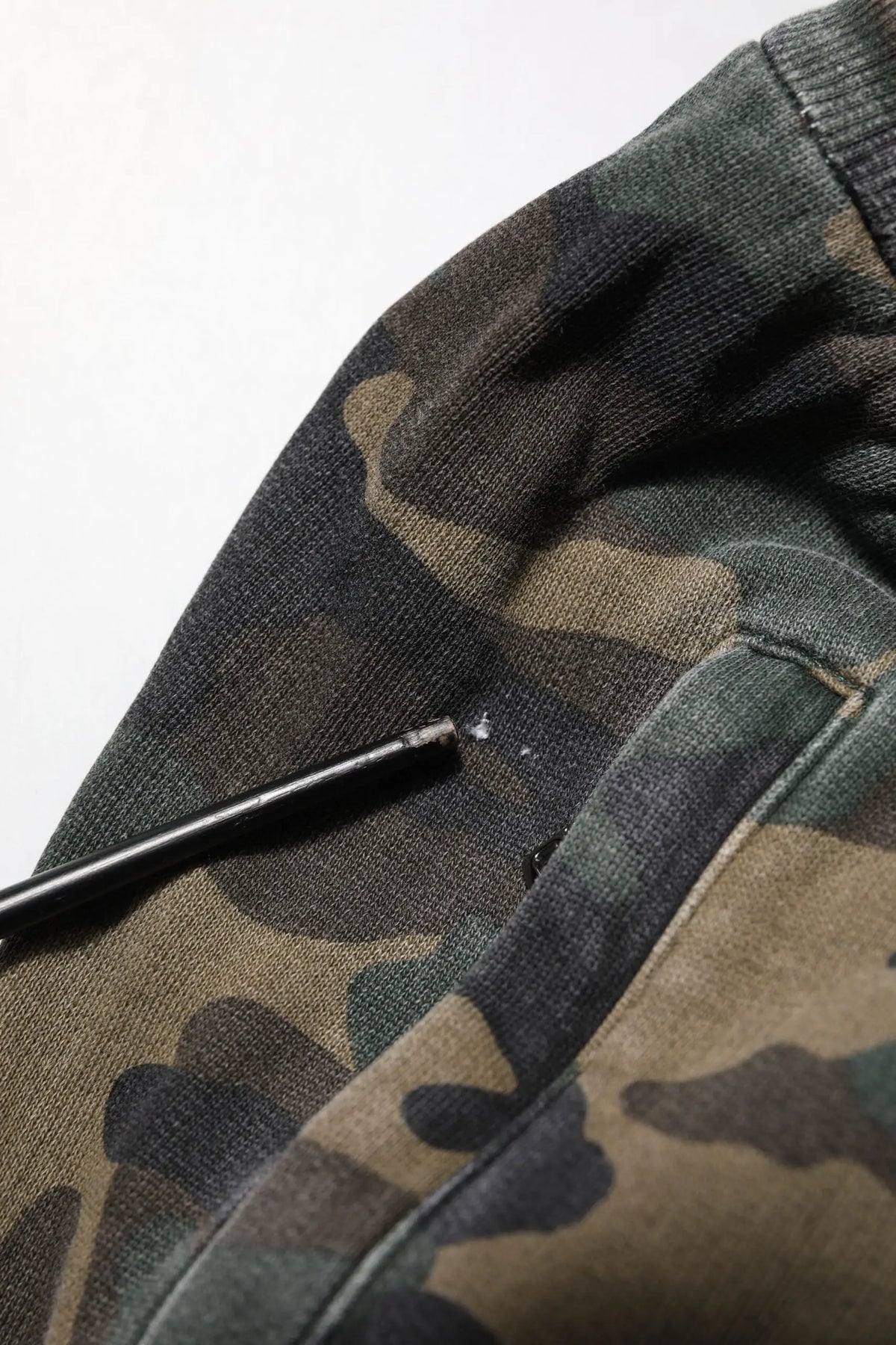 Sweatshirt camouflage dolce & gabbana en coton avec tons vert foncé brun et noir pour homme