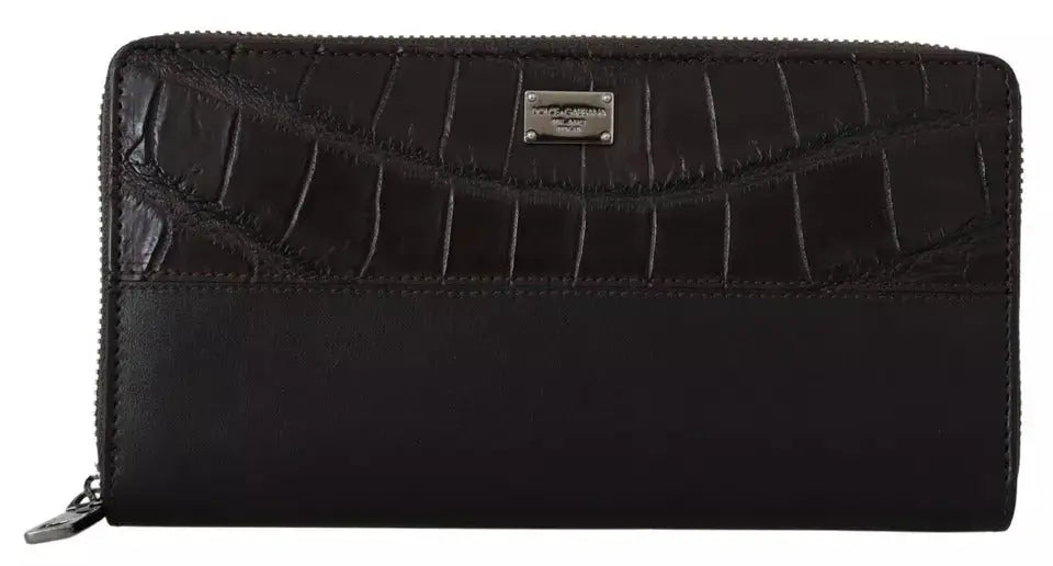 Dolce & Gabbana portefeuille continental marron en cuir exotique avec zip et plaque métallique argentée en relief croco