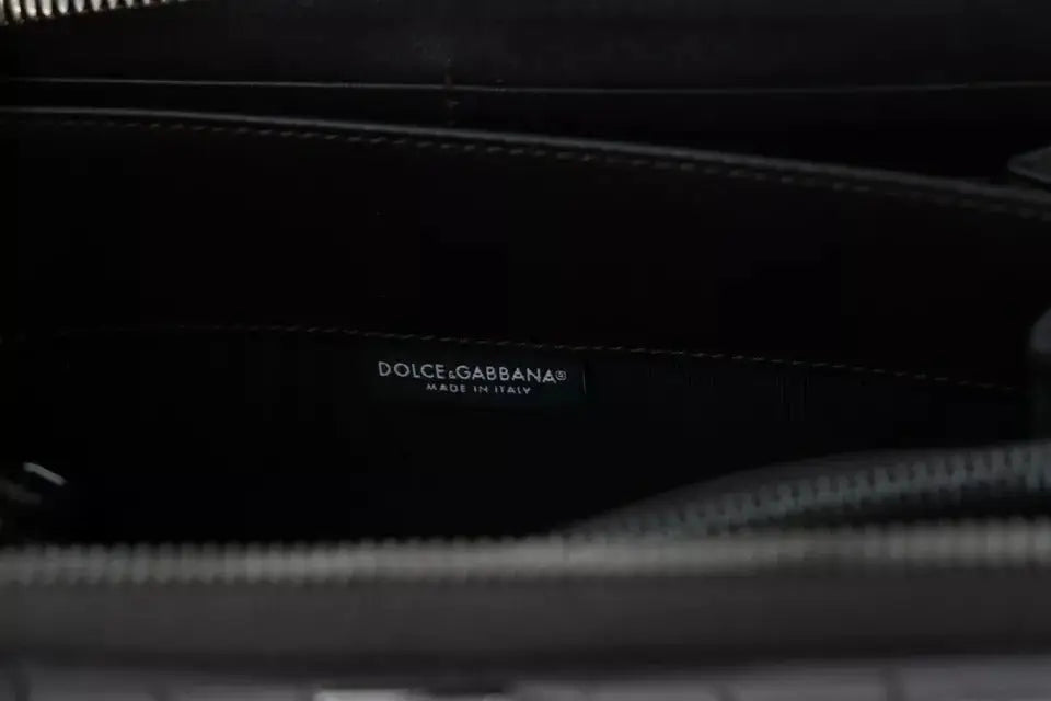 Dolce & gabbana portefeuille continental en cuir noir avec intérieur cousu discret et étiquette made in italy