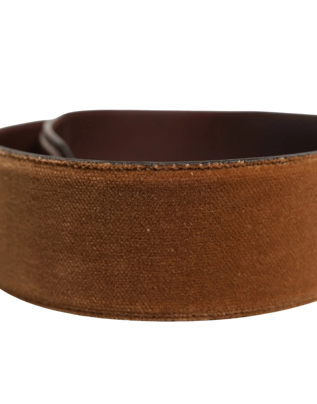 Ceinture en suède marron clair avec texture douce et coutures visibles pour sac à bandoulière dolce & gabbana
