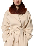 Manteau en laine beige avec col en fourrure mink marron riche et ceinture assortie dolce gabbana