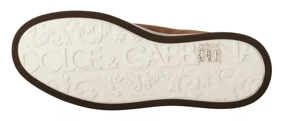 Semelle blanche en caoutchouc embossée dolce & gabbana avec bordure marron foncé sur baskets basses en daim marron homme