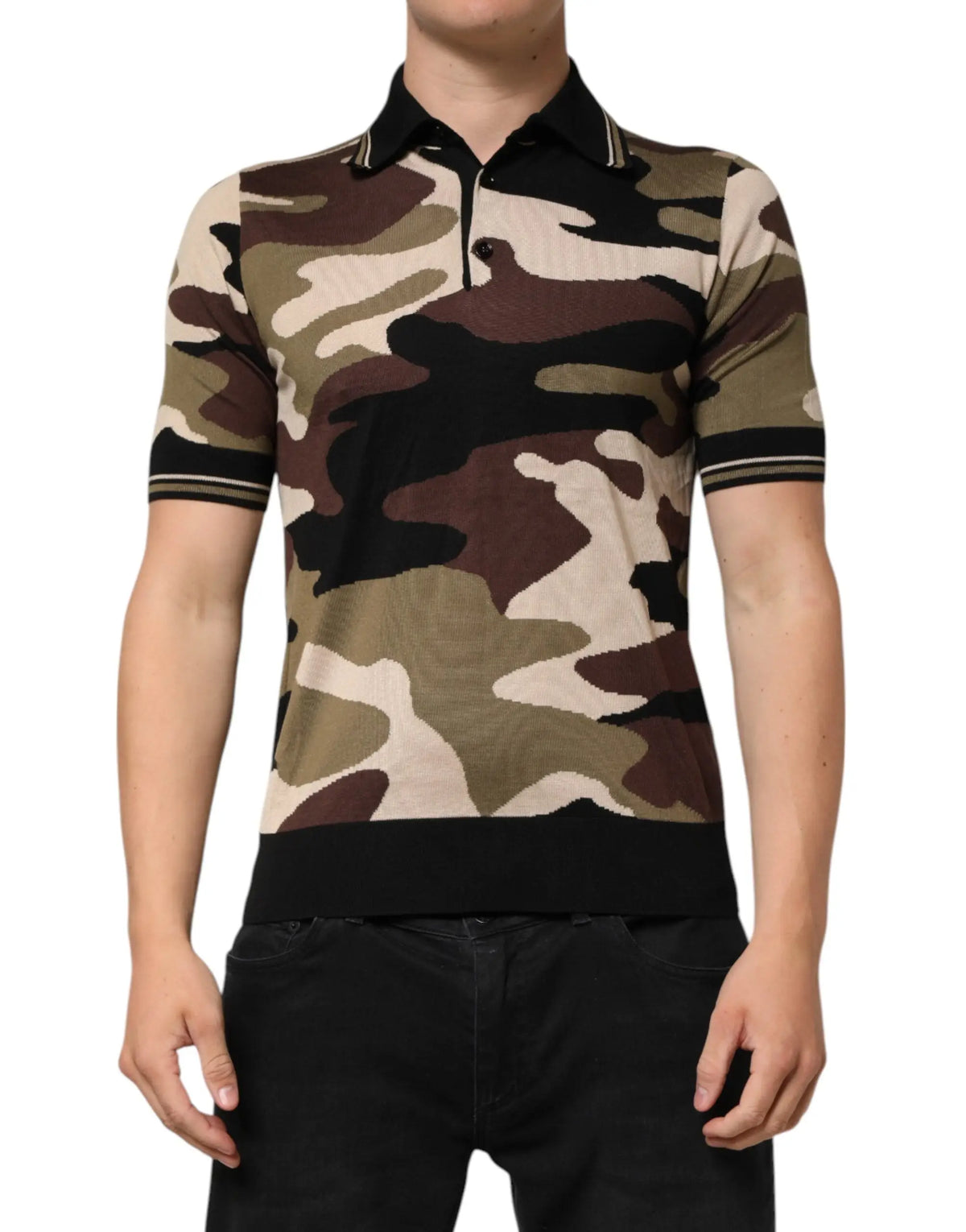 Polo militaire pour homme dolce & gabbana en soie camouflage marron avec bordures noires contrastées