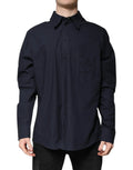Chemise dolce gabbana bleu foncé en coton à manches longues avec logo brodé subtil sur la poitrine noire