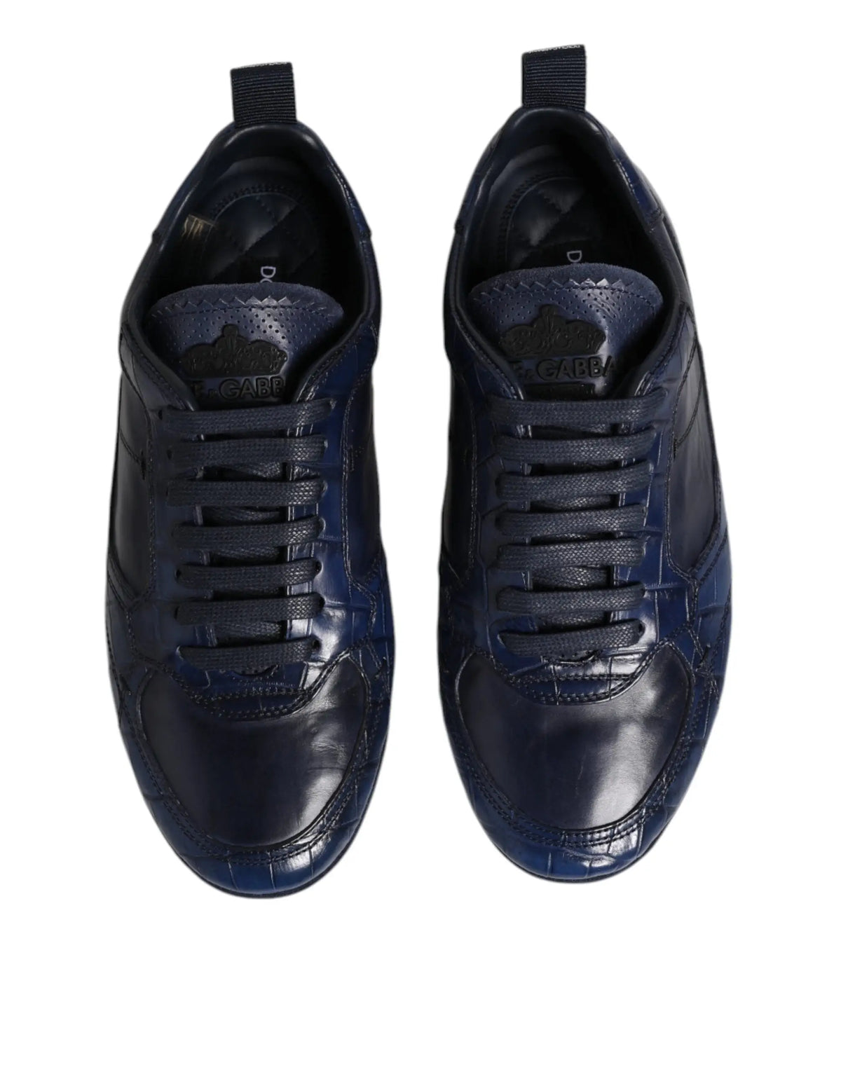 Chaussures sneakers basses homme en cuir bleu marine avec texture crocodile et lacets noirs de Dolce & Gabbana