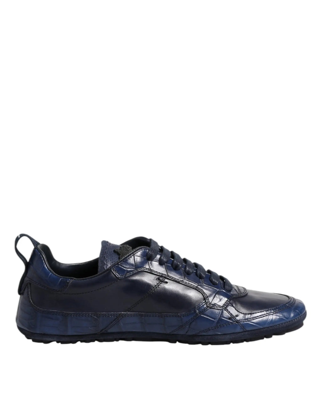Baskets basses pour homme dolce & gabbana en cuir bleu foncé embossé crocodile avec lacets noirs et semelle en caoutchouc assortie