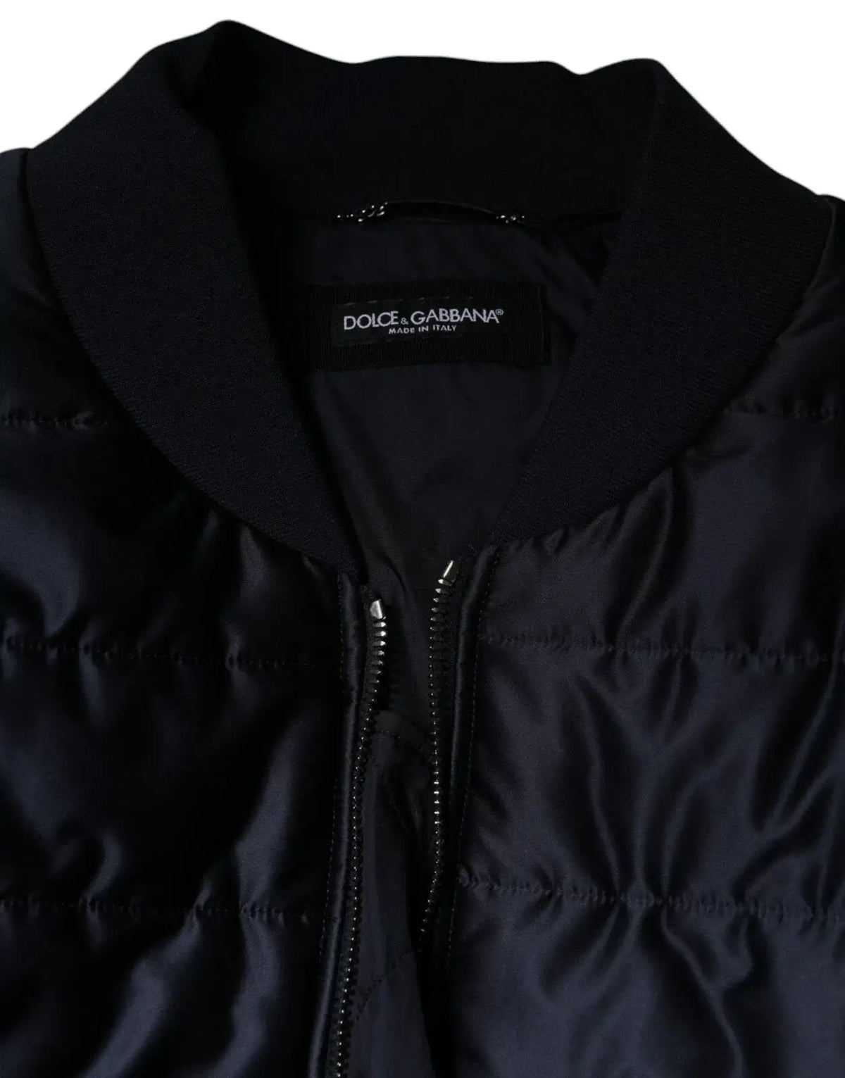 Veste bomber dolce gabbana bleu foncé matelassée avec fermeture éclair complète et étiquette de marque à l’intérieur du col