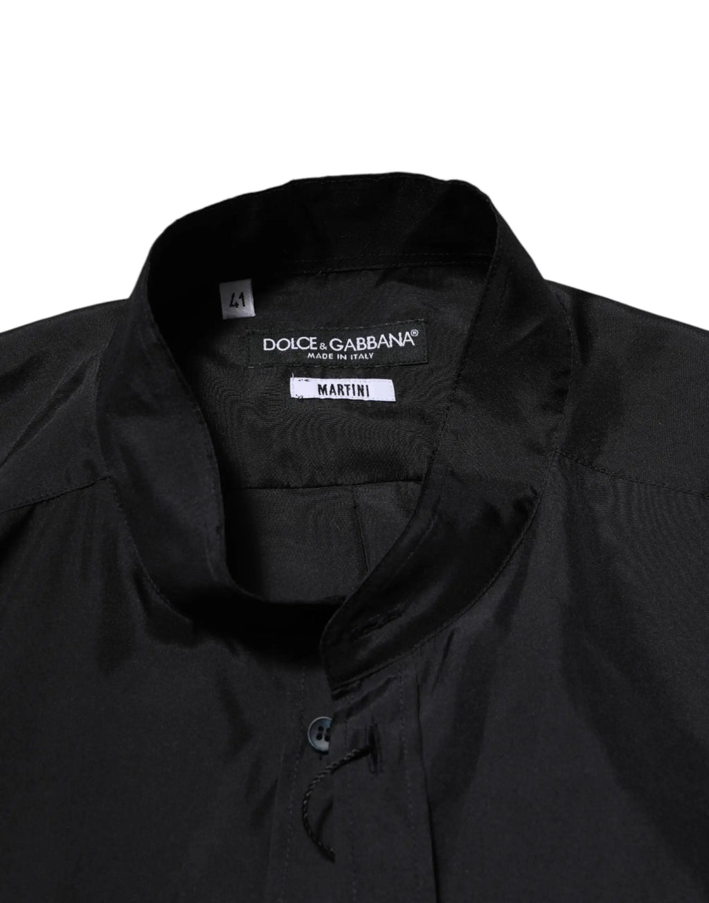 Chemise homme dolce & gabbana bleu foncé en soie martini avec finition satinée élégante et col classique
