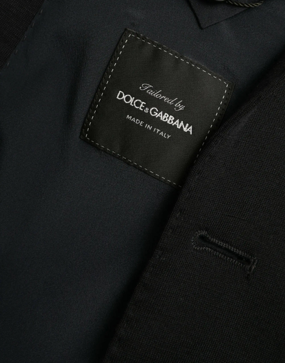 Blazer en laine noire à simple boutonnage avec étiquette cousue tailleur par dolce & gabbana fabriqué en italie