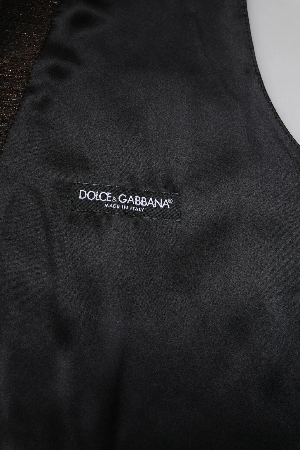 Dolce & gabbana gilet en satin noir avec étiquette made in italy pour costume homme formel marron foncé