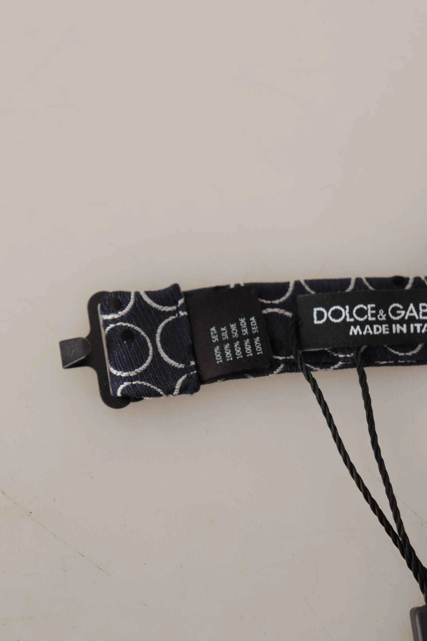 Ceinture dolce & gabbana noire et blanche à motif avec un design minimaliste élégante en soie 100% papillon