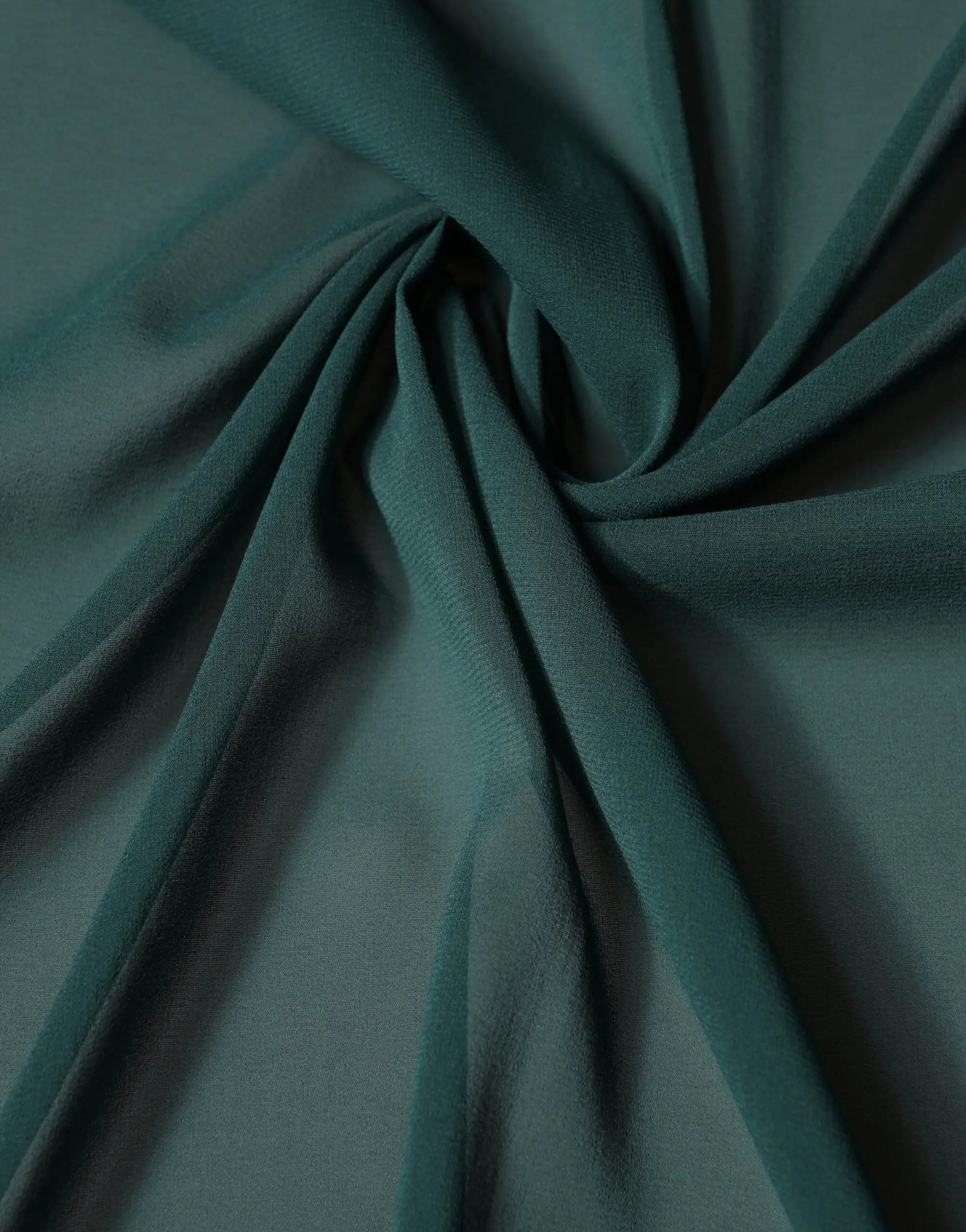 Dolce & gabbana écharpe en soie vert foncé avec texture lisse légèrement brillante 200cm x 64cm
