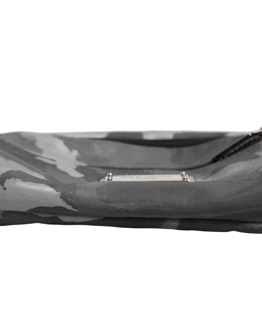 Sac banane noir en nylon avec plaque en laiton et motif camouflage, sac à taille Dolce & Gabbana.