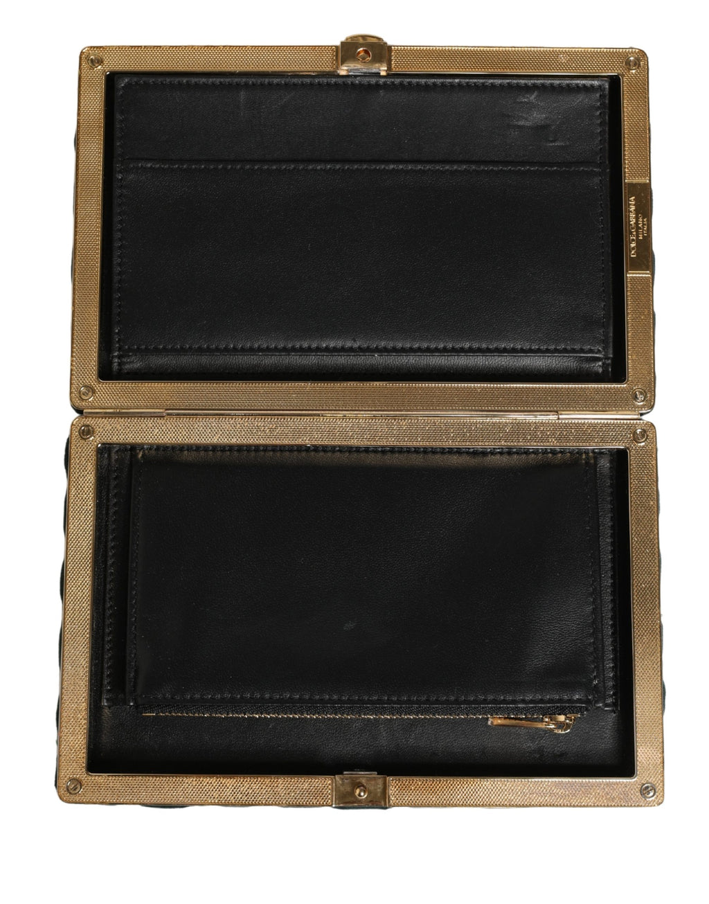 Sac de soirée Dolce & Gabbana en velours noir avec cadre doré, pochette élégante pour événements formels.