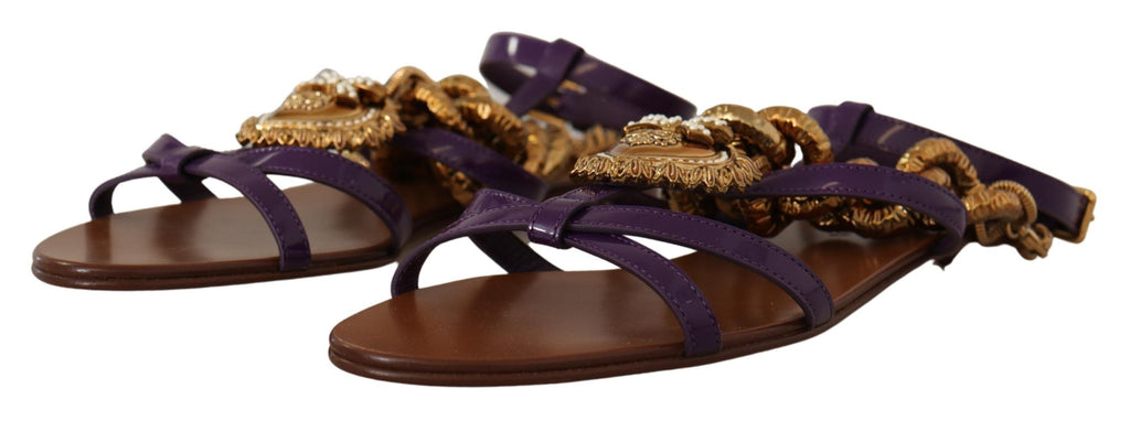 Sandales plates en cuir violet Dolce & Gabbana Devotion, chaussures élégantes et confortables pour femme.
