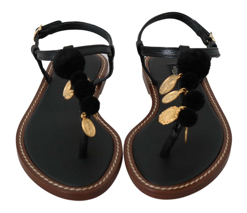 Sandales à enfiler Dolce & Gabbana en cuir noir avec détail de pièces de monnaie, chaussures d'été élégantes et confortables.