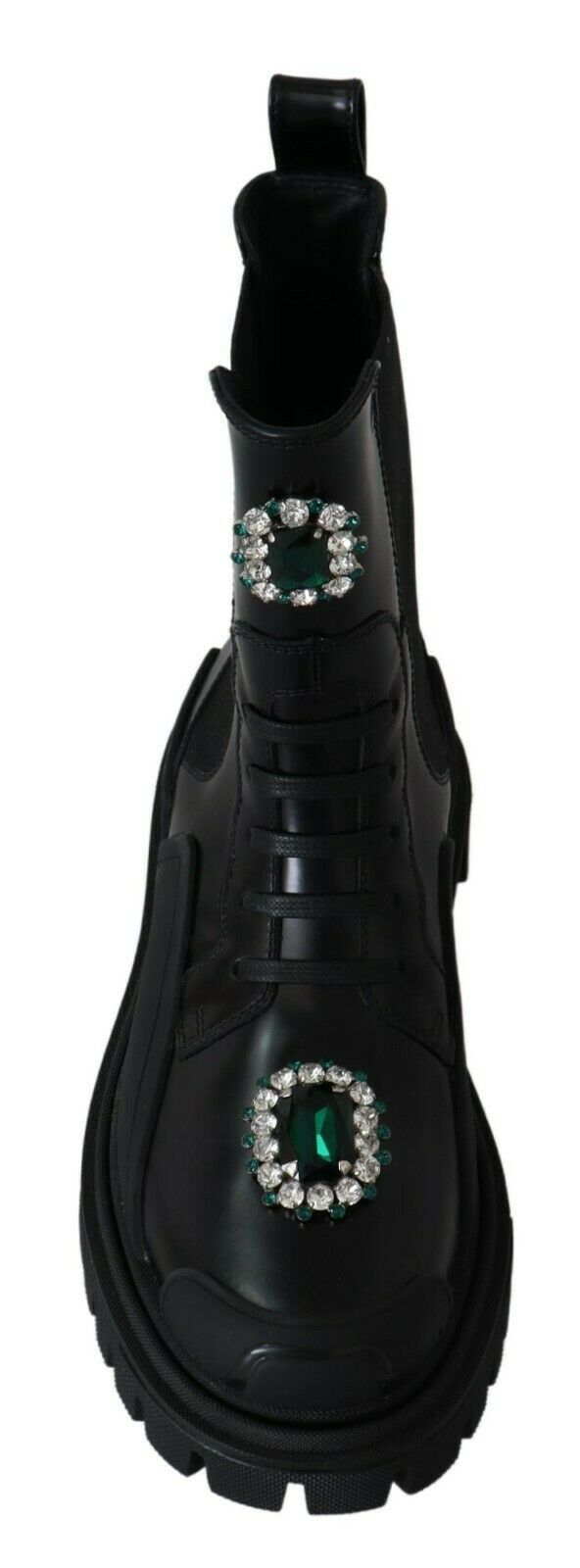 Bottes de combat en cuir noir Dolce & Gabbana avec cristaux, style élégant et tendance, visibles sur l'image.