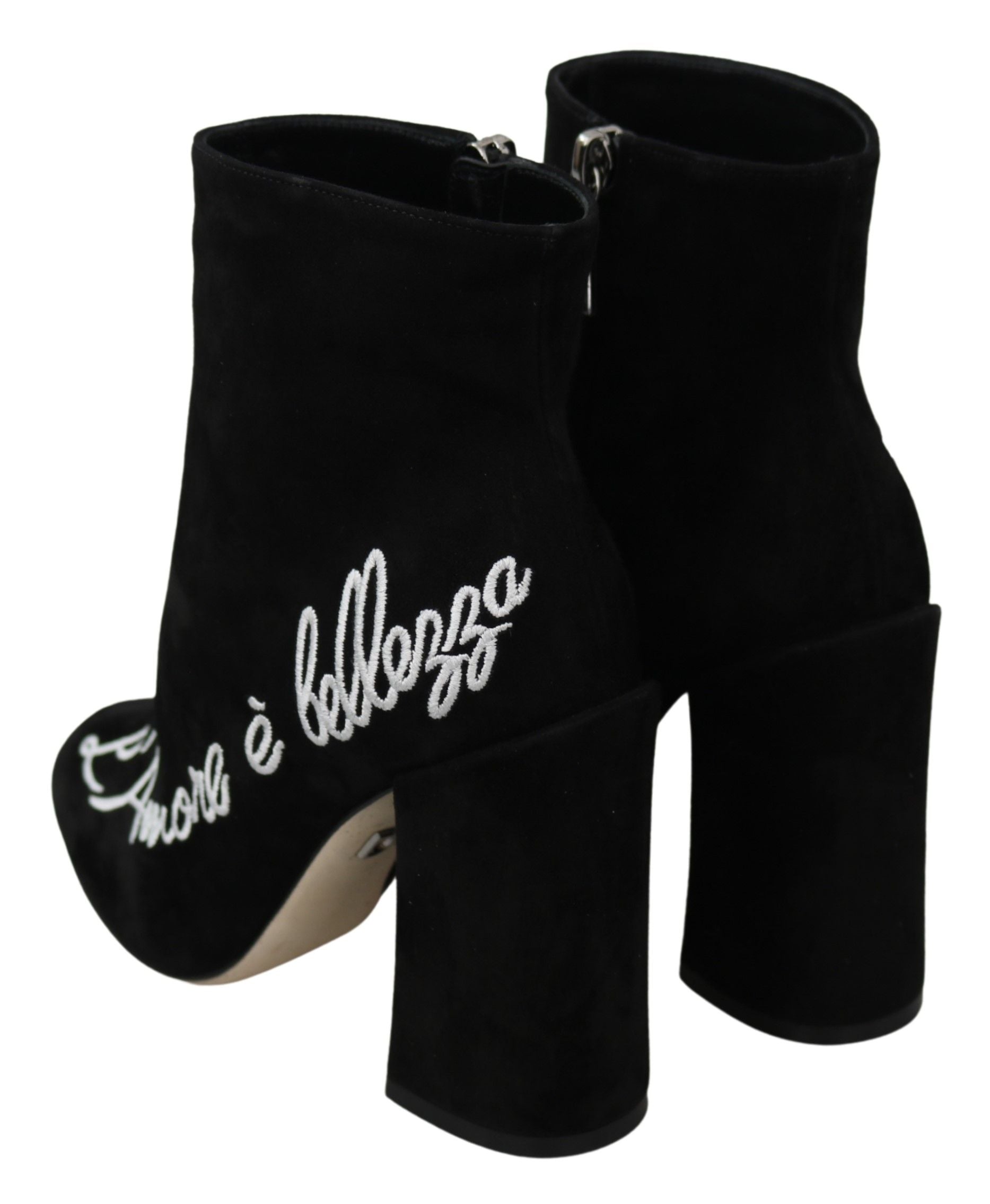 Bottes en daim noir Dolce & Gabbana L'Amore E'Bellezza avec talons et design élégant, vues de côté sur fond blanc.