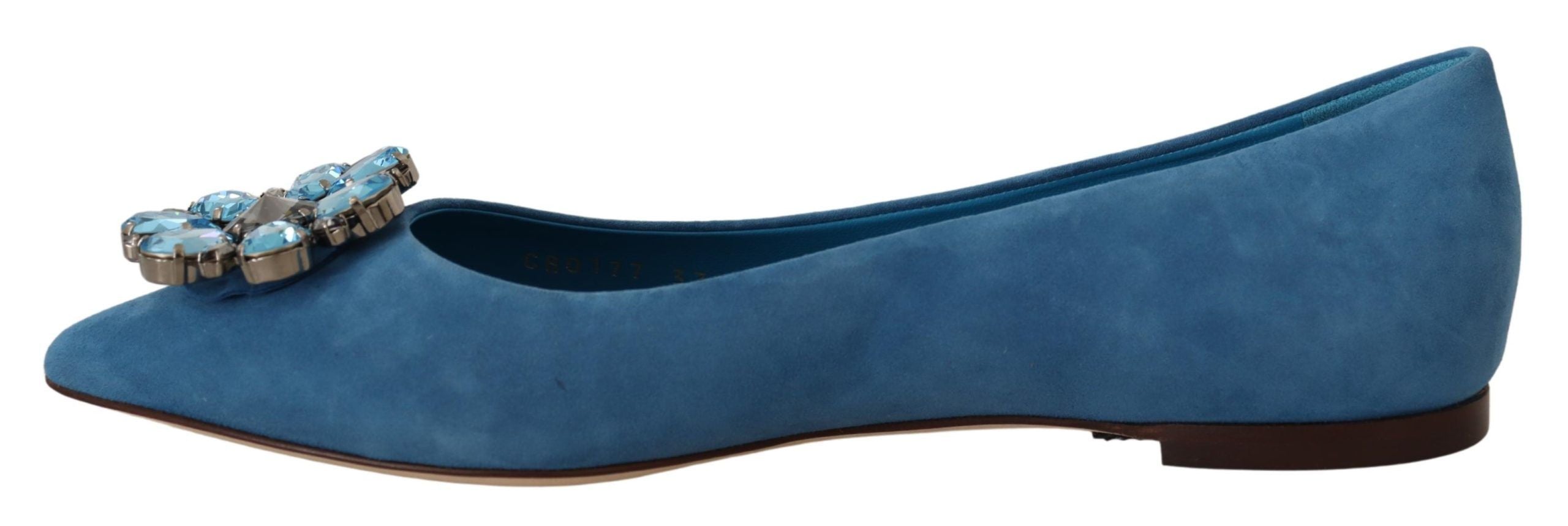 Chaussures plates en daim bleu Dolce & Gabbana avec cristaux, loafers élégants et sophistiqués pour femme.