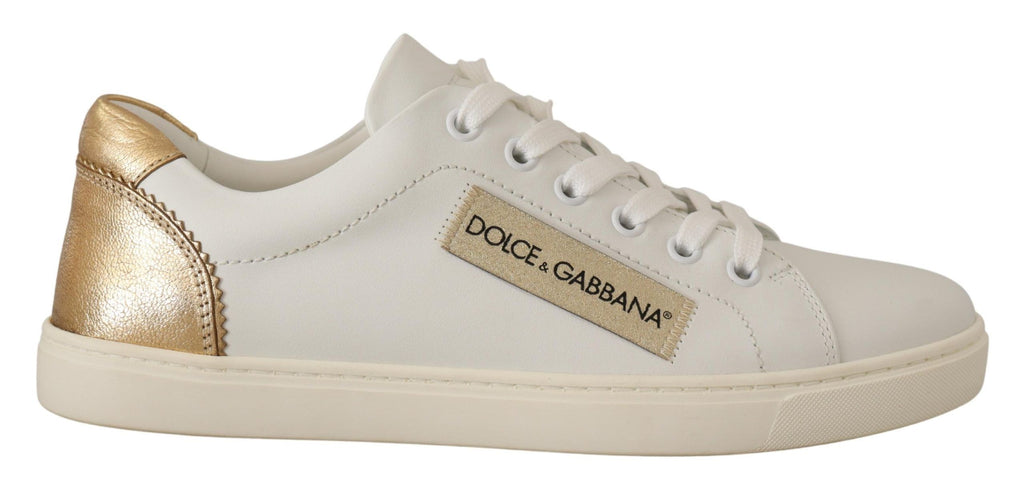 Sneakers basses en cuir blanc et or de Dolce & Gabbana, chaussures de mode élégantes pour homme ou femme.