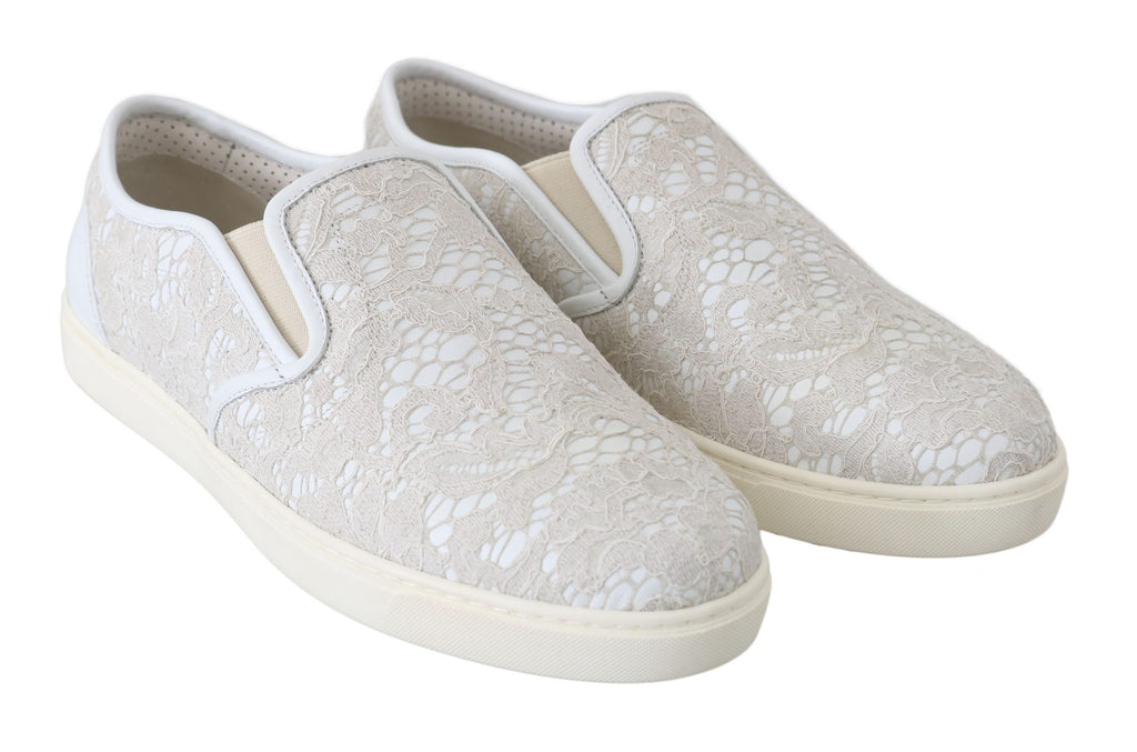 Chaussures mocassins Dolce & Gabbana en cuir blanc avec lacets, style slip-on, élégantes et confortables pour homme.