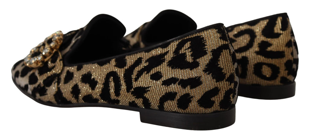 Chaussures mocassins Dolce & Gabbana en or avec imprimé léopard et cristaux, élégantes et sophistiquées.