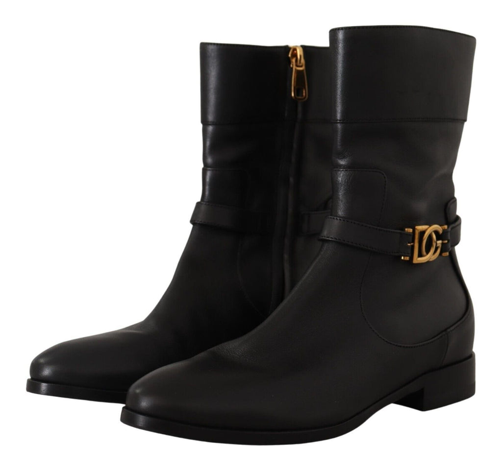 Chaussures plates en cuir noir Dolce & Gabbana avec logo, design court et élégant, vue de profil.