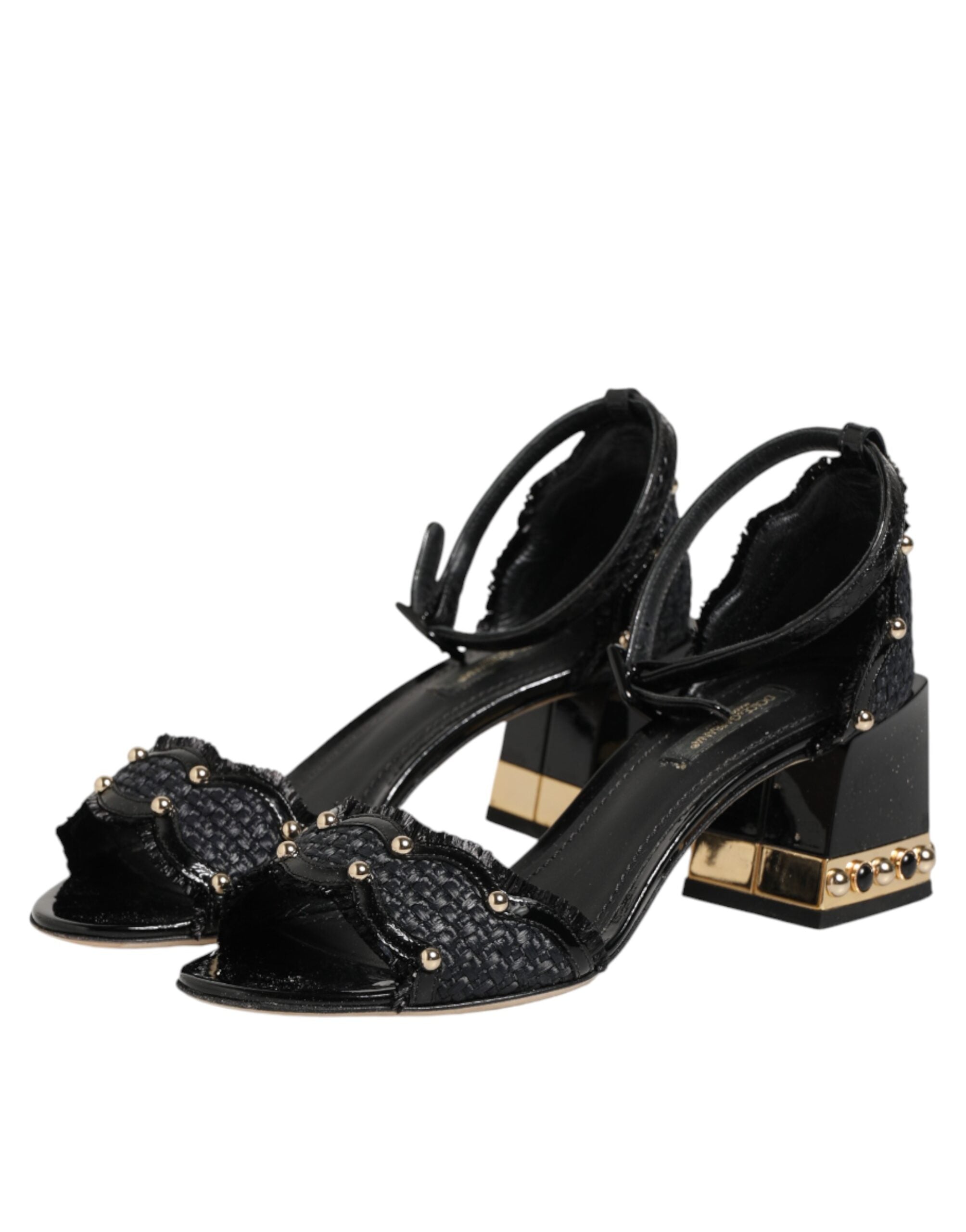 Sandales à talons Dolce & Gabbana noires avec bride à clous, sandales à la cheville élégantes et tendance.