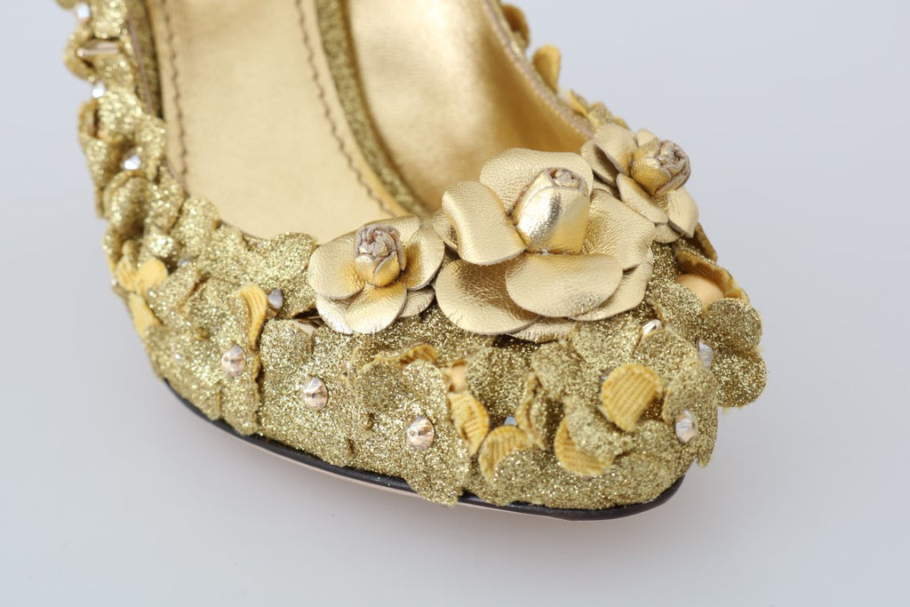 Chaussures à talons Dolce & Gabbana Mary Janes dorées avec fleurs en cristal, style élégant et sophistiqué.