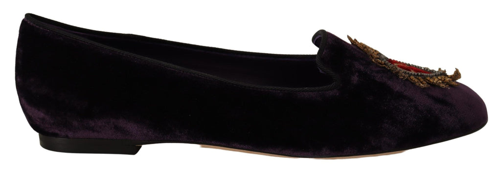 Chaussures Dolce & Gabbana Heart en velours violet, slippers plates avec motif en forme de cœur, élégantes et confortables.
