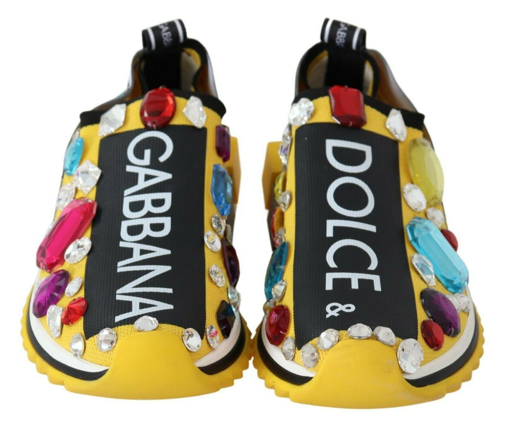 Chaussures sneakers Dolce & Gabbana jaunes avec cristaux multicolores, vue de face.