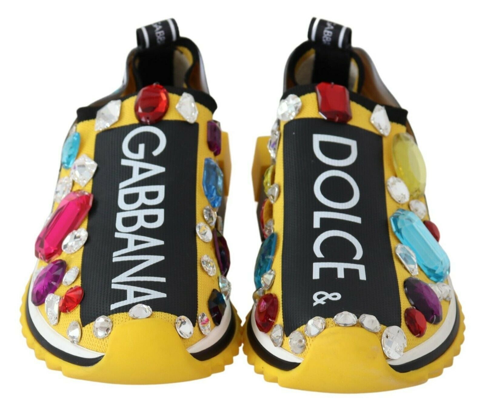 Chaussures sneakers Dolce & Gabbana jaunes avec cristaux multicolores, vue de face.