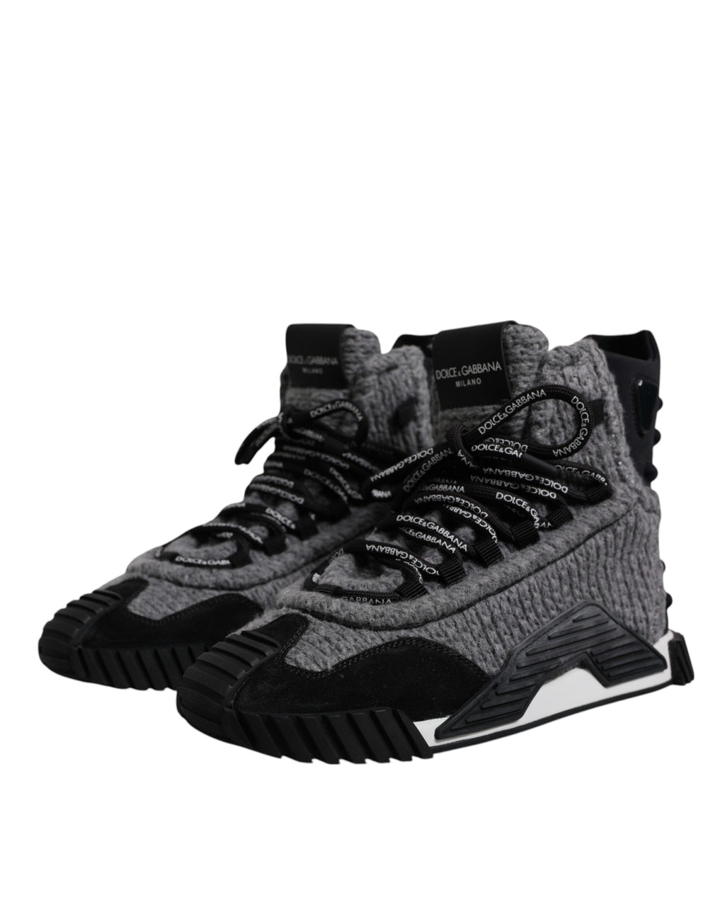 Bottes sneakers hautes Dolce & Gabbana gris et noires NS1, chaussures de sport tendance avec semelle blanche et design moderne.