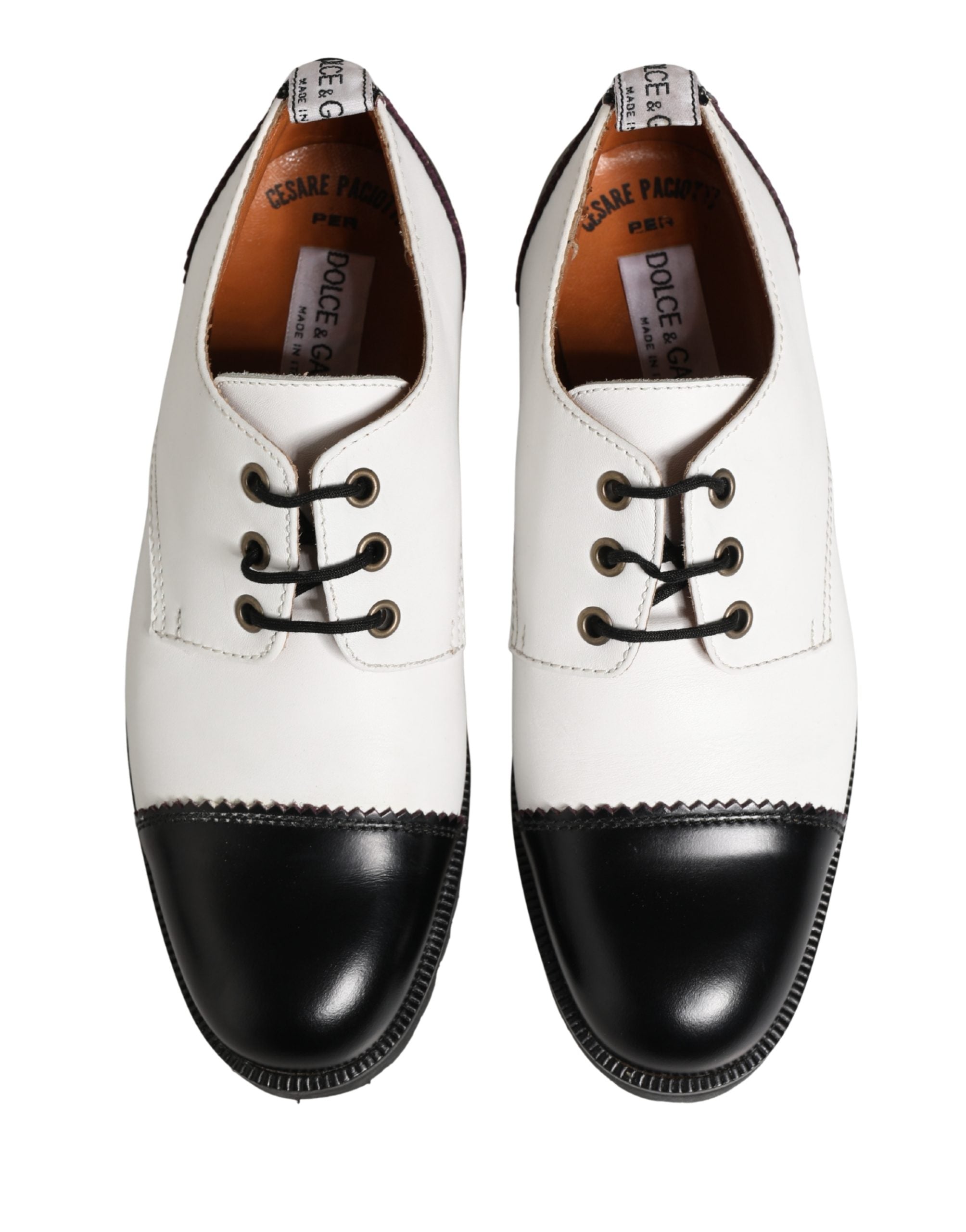 Chaussures derby en cuir noir et blanc de Dolce & Gabbana, élégantes et classiques, pour homme.