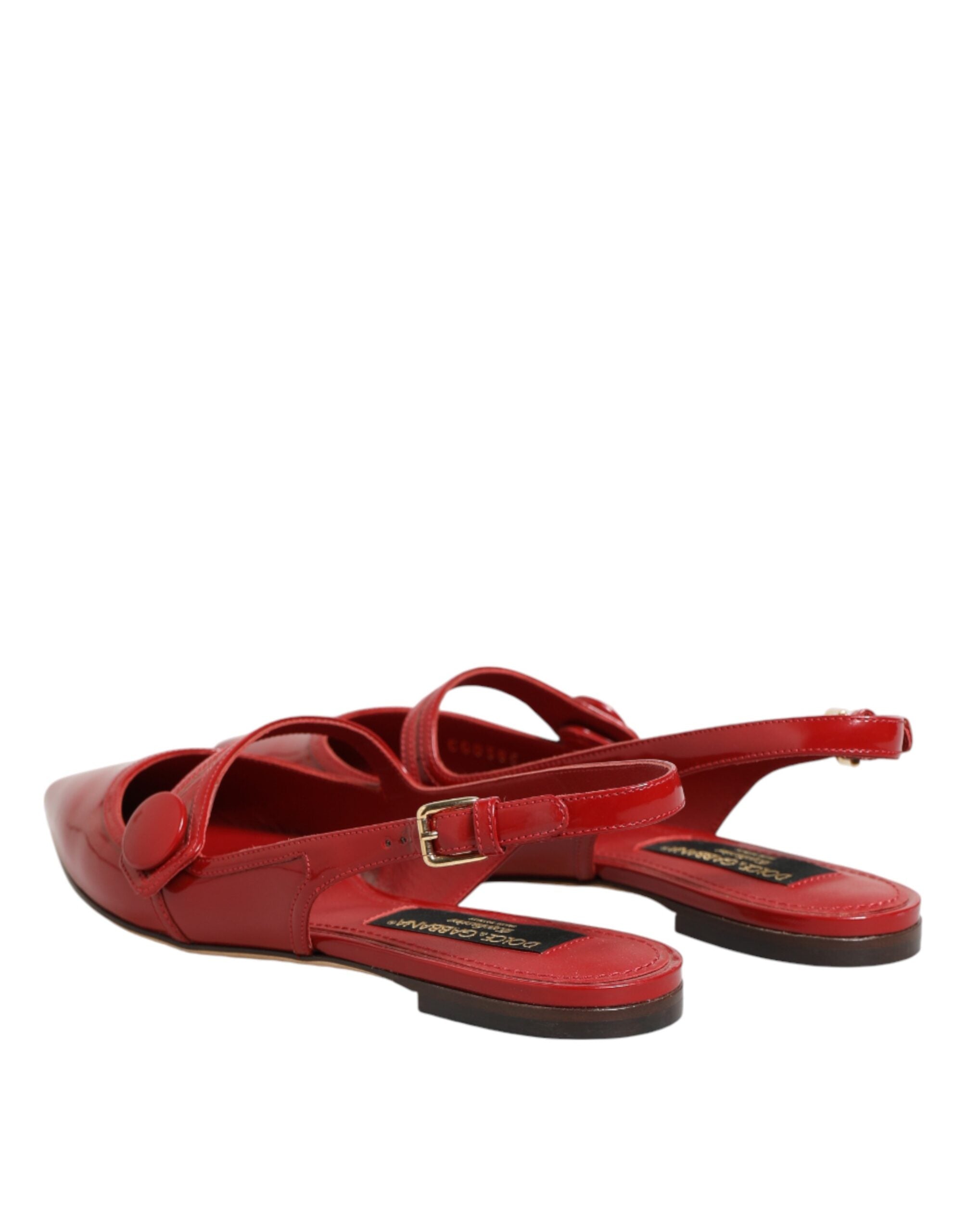 Chaussures Dolce & Gabbana en cuir rouge, sandales à talon slingback élégantes et confortables, vue de face.