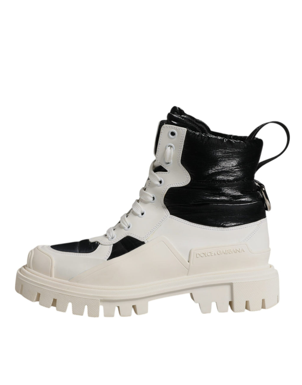 Bottes blanches en cuir rembourré Dolce & Gabbana, mi-mollet, à lacets, avec design élégant et moderne.