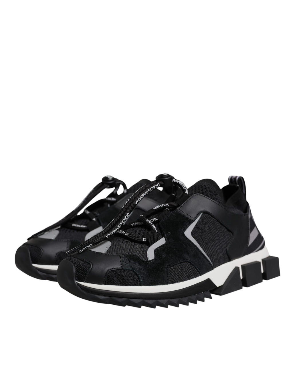 Chaussures de trekking Dolce & Gabbana Sorrento en mesh noir, baskets tendance avec semelle robuste et design moderne.