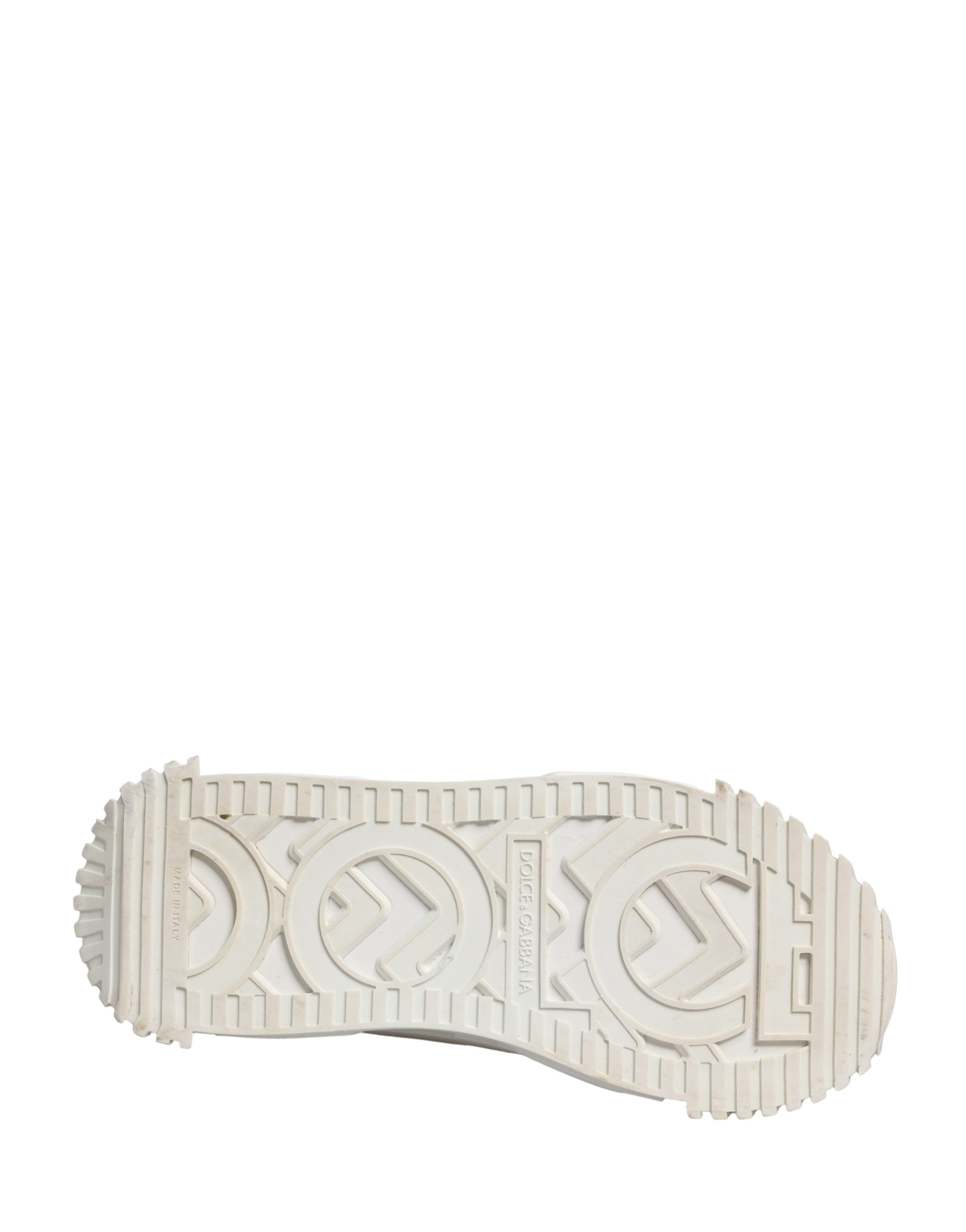 Chaussures basses blanches Dolce & Gabbana NS1 en dentelle avec laçage, style élégant et moderne pour femmes.
