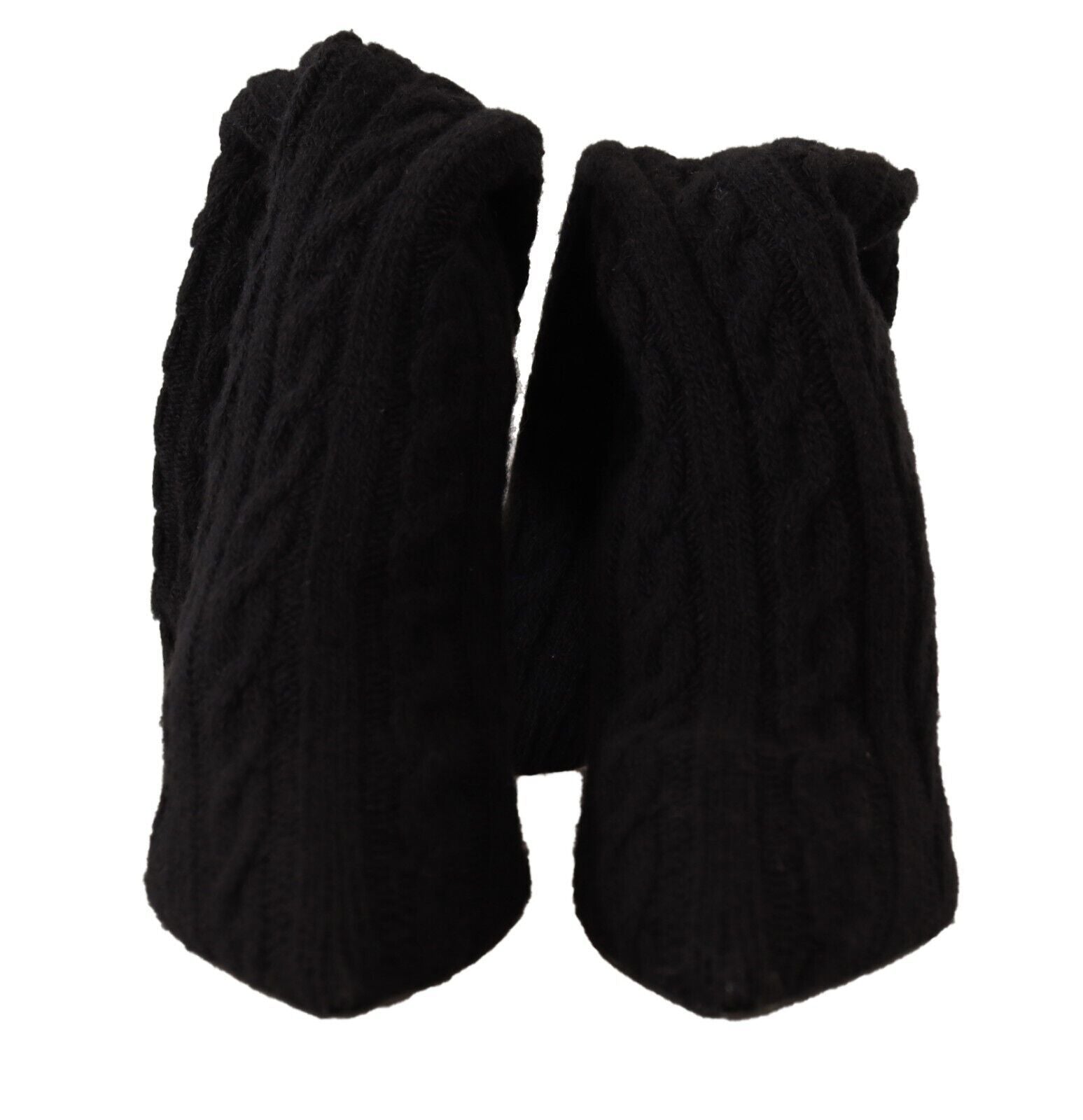 Chaussettes noires extensibles Dolce & Gabbana, porté avec bottines hautes, vue de côté sur chaussures élégantes.
